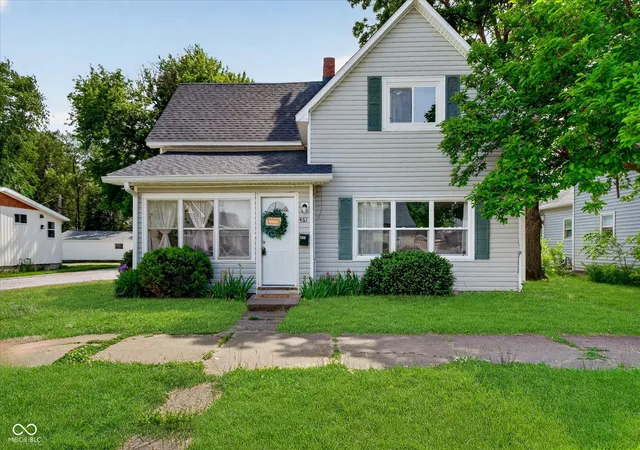 Homes for sale in Tipton, IN | 461 N Main St, Tipton, IN 46072 | MLS# 22102872