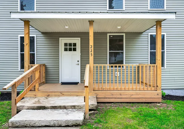 Homes for sale in Vernon, IN | 225 E Jackson St, Vernon, IN 47282 | MLS# 22102883