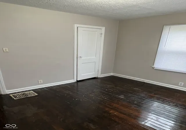 4th image of 930 N Kealing Ave, Indianapolis, IN 46201 | MLS# 22102890