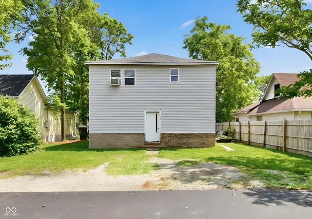 1st image of 528 South St, Noblesville, IN 46060 | MLS# 22102910