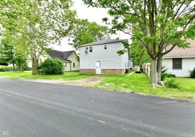2nd image of 528 South St, Noblesville, IN 46060 | MLS# 22102910