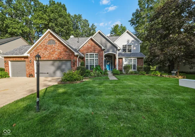 Photo 1 of Single family home for sale at 5855 Dapple Tr, Indianapolis, IN 46228 | MLS# 22102952 | Listing updated on 2026-08-26