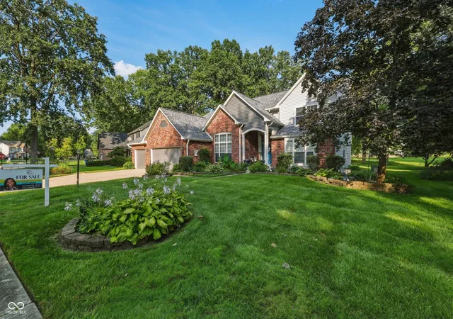 Photo 3 of Single family home for sale at 5855 Dapple Tr, Indianapolis, IN 46228 | MLS# 22102952 | Listing updated on 2026-08-26