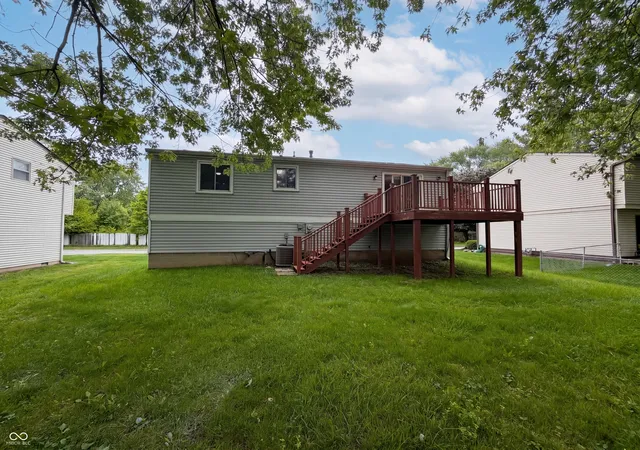 Photo 4 of Single family home for sale at 918 Bremerton Dr, Indianapolis, IN 46229 | MLS# 22102959 | Listing updated on 2026-09-24