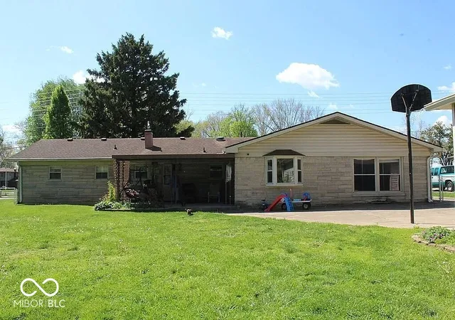 4th image of 10420 Bradford Rd, Avon, IN 46123 | MLS# 22102963