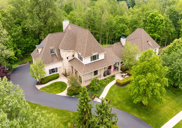 3rd image of 11503 Willow Ridge Dr, Zionsville, IN 46077 | MLS# 22102964