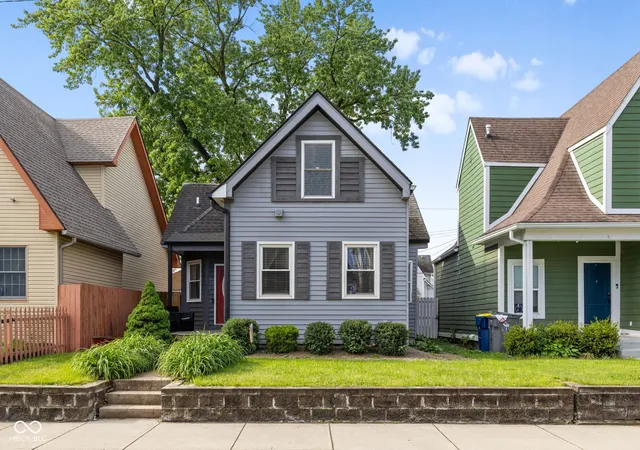 2nd image of 523 Parkway Ave, Indianapolis, IN 46203 | MLS# 22102983