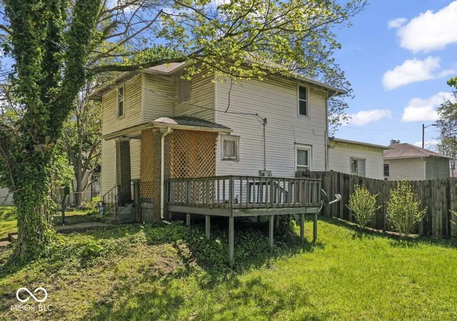 Photo 3 of Single family home for sale at 1549 Thornburg St, New Castle, IN 47362 | MLS# 22103034 | Listing updated on 2026-08-14