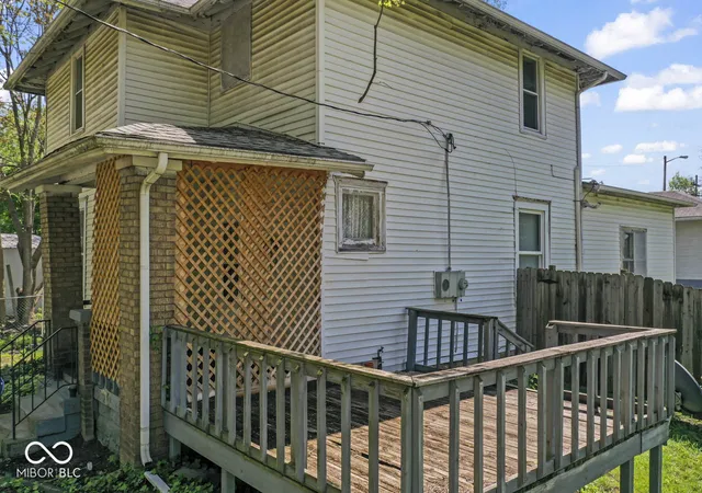 Photo 3 of Single family home for sale at 1549 Thornburg St, New Castle, IN 47362 | MLS# 22103034 | Listing updated on 2026-08-14
