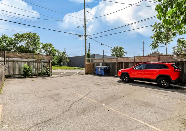 31st image of 2202 N Illinois St, Indianapolis, IN 46208 | MLS# 22103037