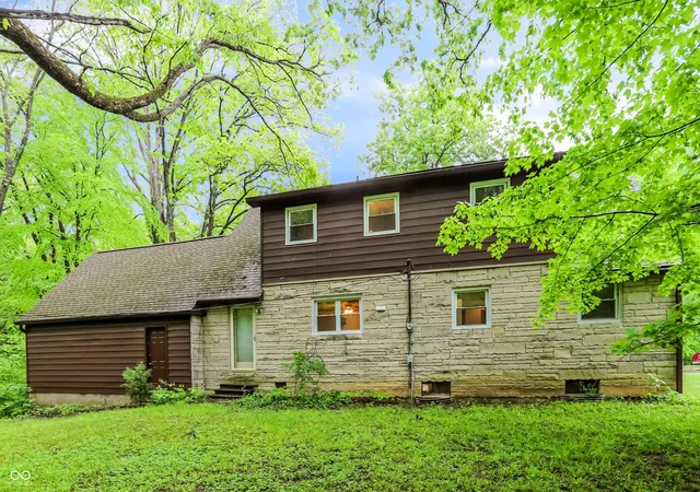 3rd image of 1609 E Woodland Dr, Bloomington, IN 47408 | MLS# 22103039