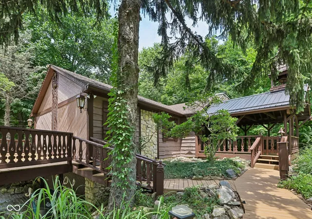 1st image of 10960 Marlin Rd, Indianapolis, IN 46239 | MLS# 22103050