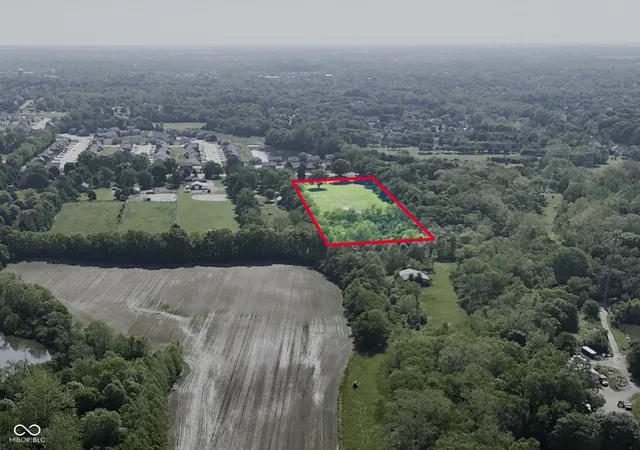 1st image of 0 S Runyon Rd, Greenwood, IN 46143 | MLS# 22103059