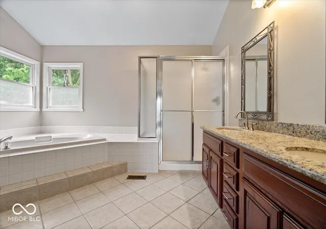 Photo 3 of Sale Pending at 11734 Forest Park Ln, Carmel, IN 46033 | MLS# 22103072 | Listing updated on 2026-09-22
