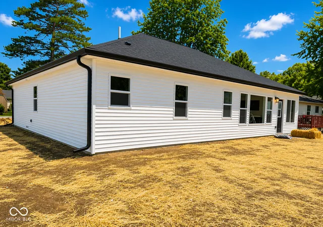 Homes for sale in Elizabethtown, IN | 403 Poplar St, Elizabethtown, IN 47232 | MLS# 22103098