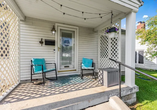 Homes for sale in Alexandria, IN | 609 W Broadway St, Alexandria, IN 46001 | MLS# 22103140