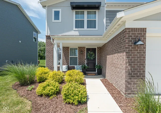 3rd image of 4240 Evening Sky Ct, Indianapolis, IN 46239 | MLS# 22103154
