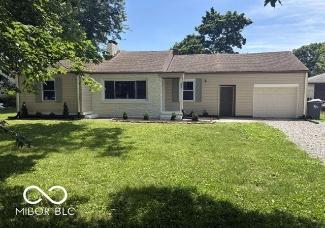 Homes for sale in Indianapolis, IN | 333 Maxwell Rd, Indianapolis, IN 46217 | MLS# 22103178