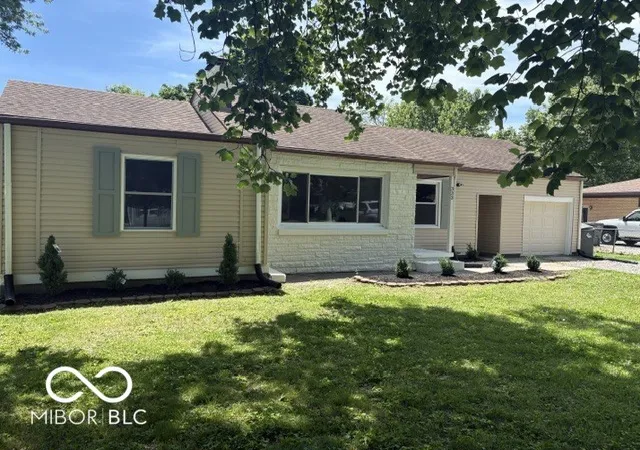 Homes for sale in Indianapolis, IN | 333 Maxwell Rd, Indianapolis, IN 46217 | MLS# 22103178