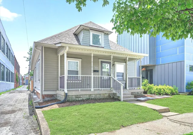 1st image of 1015 Sanders St, Indianapolis, IN 46203 | MLS# 22103198