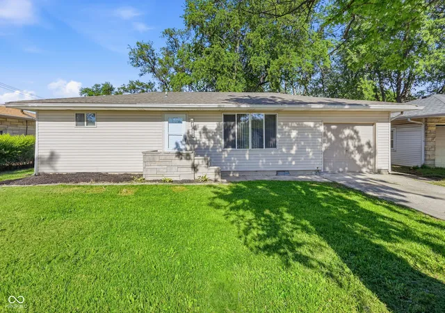 Homes for sale in Muncie, IN | 3309 N Reserve St, Muncie, IN 47304 | MLS# 22103201