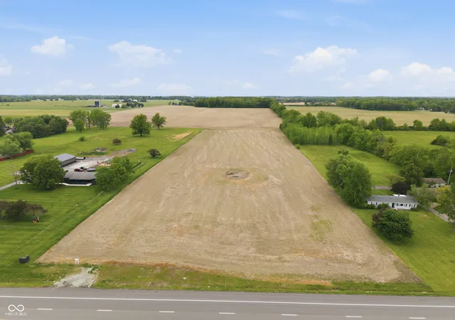 2nd image of 3840 W Us 40, Greenfield, IN 46140 | MLS# 22103207