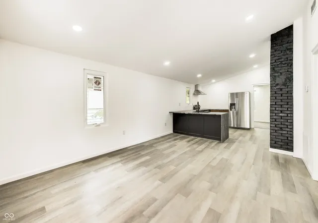 5th image of 3242 Collier St, Indianapolis, IN 46221 | MLS# 22103223