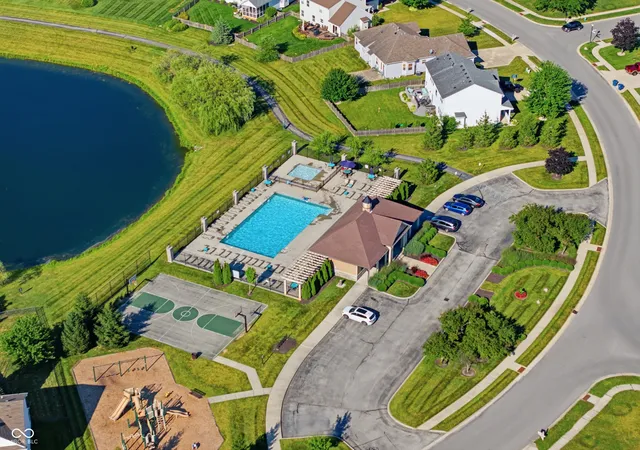 32nd image of 12897 Broncos Dr, Fishers, IN 46037 | MLS# 22103236