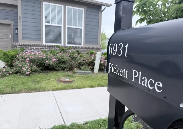3rd image of 6931 Pickett Pl, Carmel, IN 46033 | MLS# 22103244