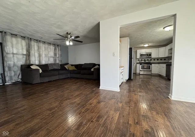Photo 3 of Single family home for sale at 5218 Fletcher St, Anderson, IN 46013 | MLS# 22103253 | Listing updated on 2026-09-20