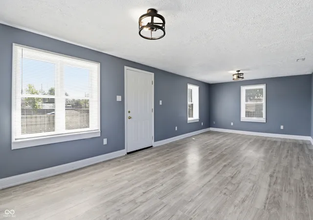 Photo 4 of Single family home for sale at 5030 Elliott Ave, Indianapolis, IN 46201 | MLS# 22103270 | Listing updated on 2026-06-10