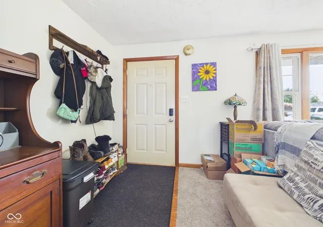 Photo 3 of Single family home for sale at 4620 Southview Dr, Anderson, IN 46013 | MLS# 22103278 | Listing updated on 2026-08-04