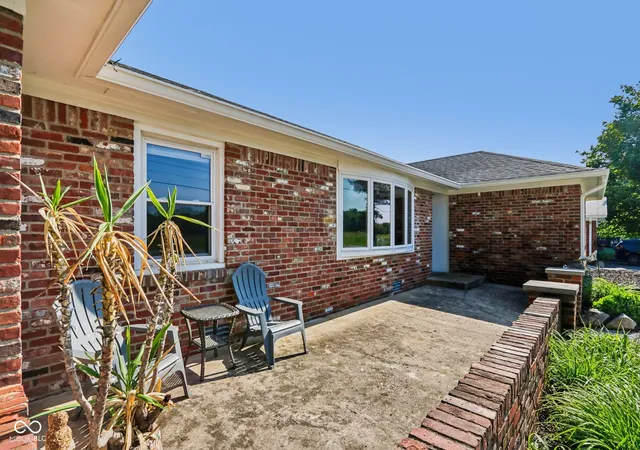Homes for sale in Clayton, IN | 3826 E County Road 700 S, Clayton, IN 46118 | MLS# 22103283