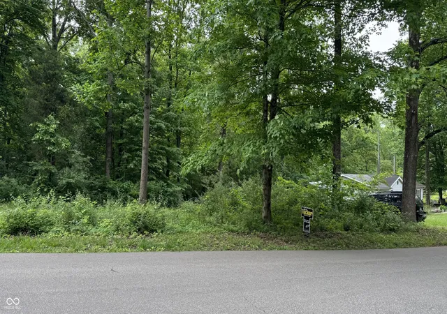 1st image of 7699 Grizzly Dr, Nineveh, IN 46164 | MLS# 22103324