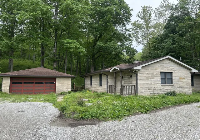 1st image of 2449 Cartersburg Rd, Danville, IN 46122 | MLS# 22103327