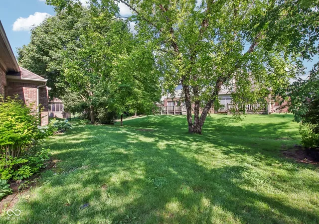 42nd image of 142 E Banta Rd, Indianapolis, IN 46227 | MLS# 22103381