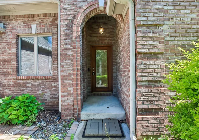 5th image of 142 E Banta Rd, Indianapolis, IN 46227 | MLS# 22103381