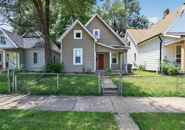 1st image of 1810 S Talbott St, Indianapolis, IN 46225 | MLS# 22103427