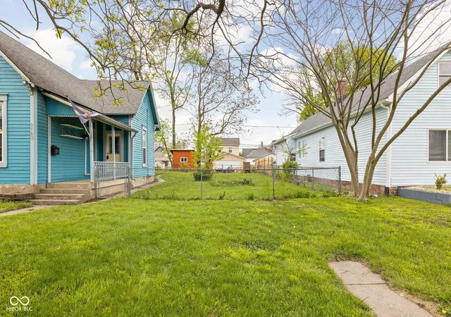 1st image of 1144 Lexington Ave, Indianapolis, IN 46203 | MLS# 22103462