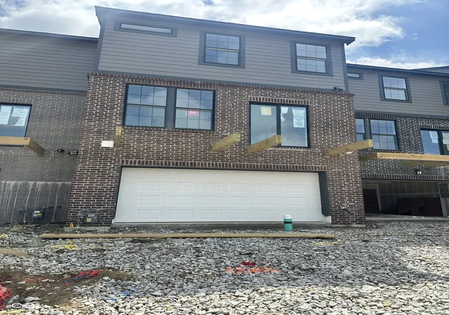 2nd image of 18657 Kersey Dr, Westfield, IN 46074 | MLS# 22103481