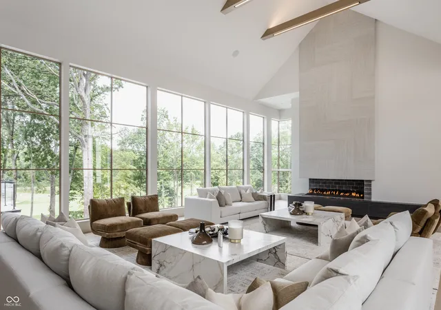 Photo 3 of Mansion for sale at 4430 Elmscott Ridge, Zionsville, IN 46077 | MLS# 22103488 | Listing updated on 2026-08-13