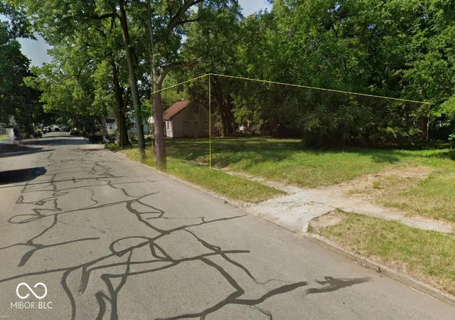 Photo 1 of Land for sale at 1333 Huey St, South Bend, IN 46628 | MLS# 22103531 | Listing updated on 2026-05-23