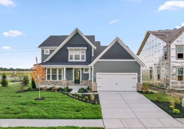 Photo 3 of Single family home for sale at 739 Firefly Ln, Greenfield, IN 46140 | MLS# 22103548 | Listing updated on 2026-10-07