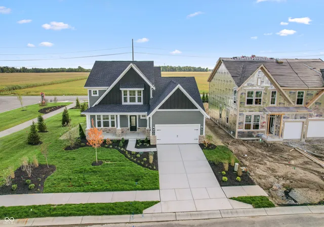 Photo 3 of Single family home for sale at 739 Firefly Ln, Greenfield, IN 46140 | MLS# 22103548 | Listing updated on 2026-10-14