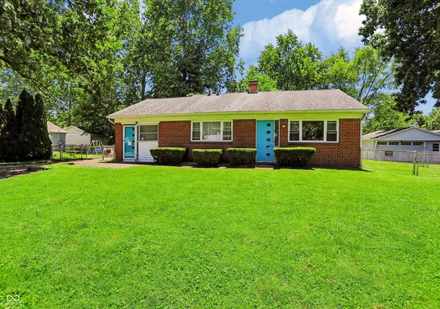 2nd image of 6737 Carlsen Ave, Indianapolis, IN 46214 | MLS# 22103554