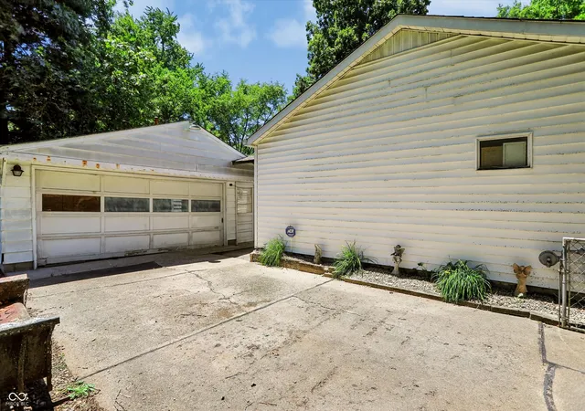 31st image of 6737 Carlsen Ave, Indianapolis, IN 46214 | MLS# 22103554