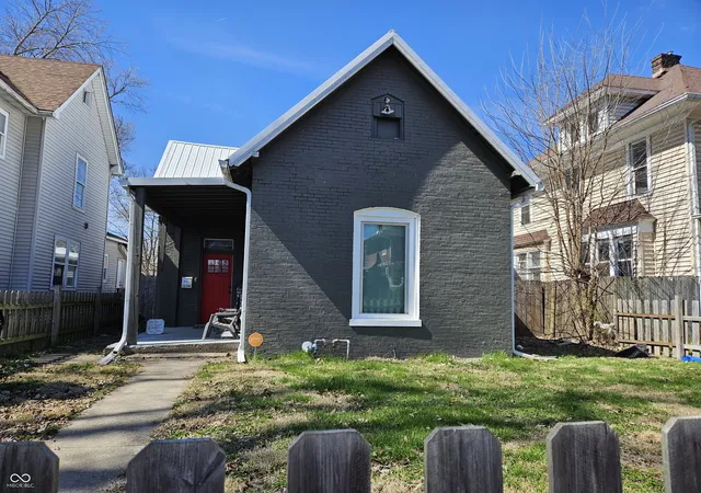 1st image of 1134 N Oxford St, Indianapolis, IN 46201 | MLS# 22103622