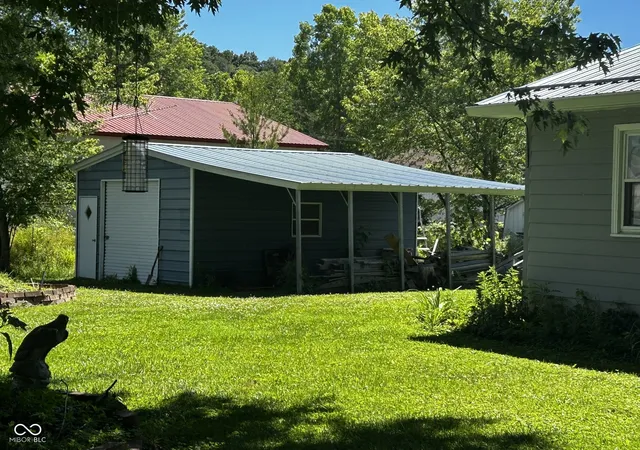 Photo 3 of Single family home for sale at 4806 State Rd 46 E, Nashville, IN 47448 | MLS# 22103624 | Listing updated on 2026-09-22