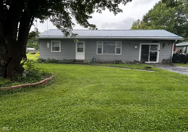 Photo 4 of Single family home for sale at 4806 State Rd 46 E, Nashville, IN 47448 | MLS# 22103624 | Listing updated on 2026-09-22