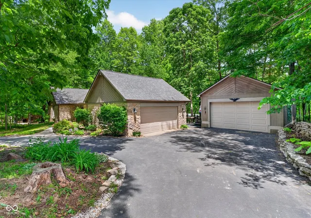 Homes for sale in Cicero, IN | 64 Hickory Ridge Cir, Cicero, IN 46034 | MLS# 22103631
